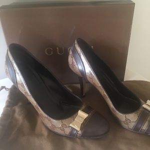 Authentic Gucci pumps